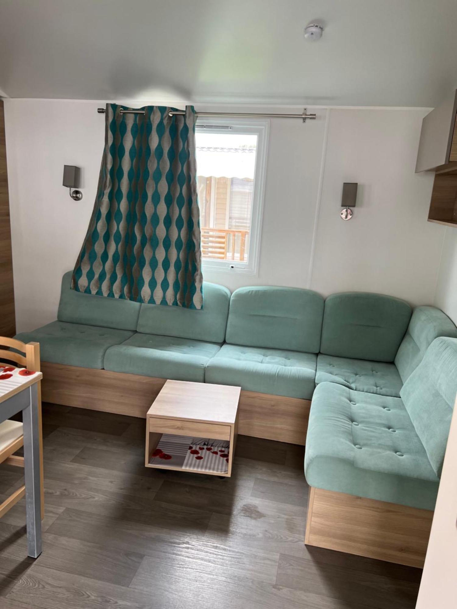 Mobilhome La Carabasse Vias Plage Екстериор снимка