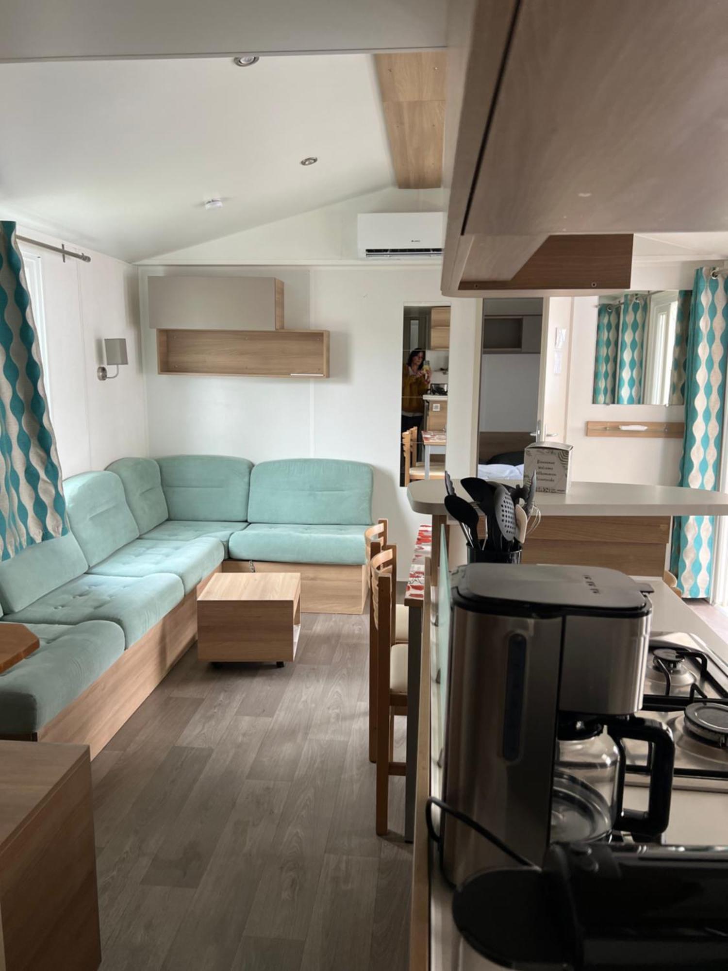 Mobilhome La Carabasse Vias Plage Екстериор снимка